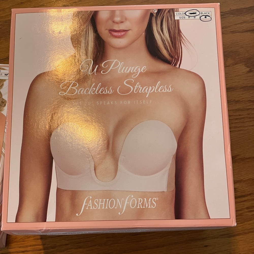 I-plunge, backless, strapless bra